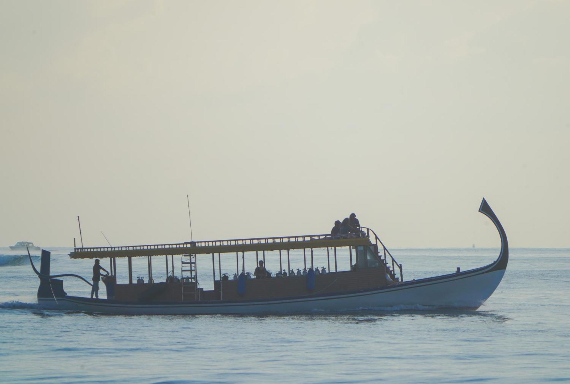 Sun & Surf Thulusdhoo Exterior foto