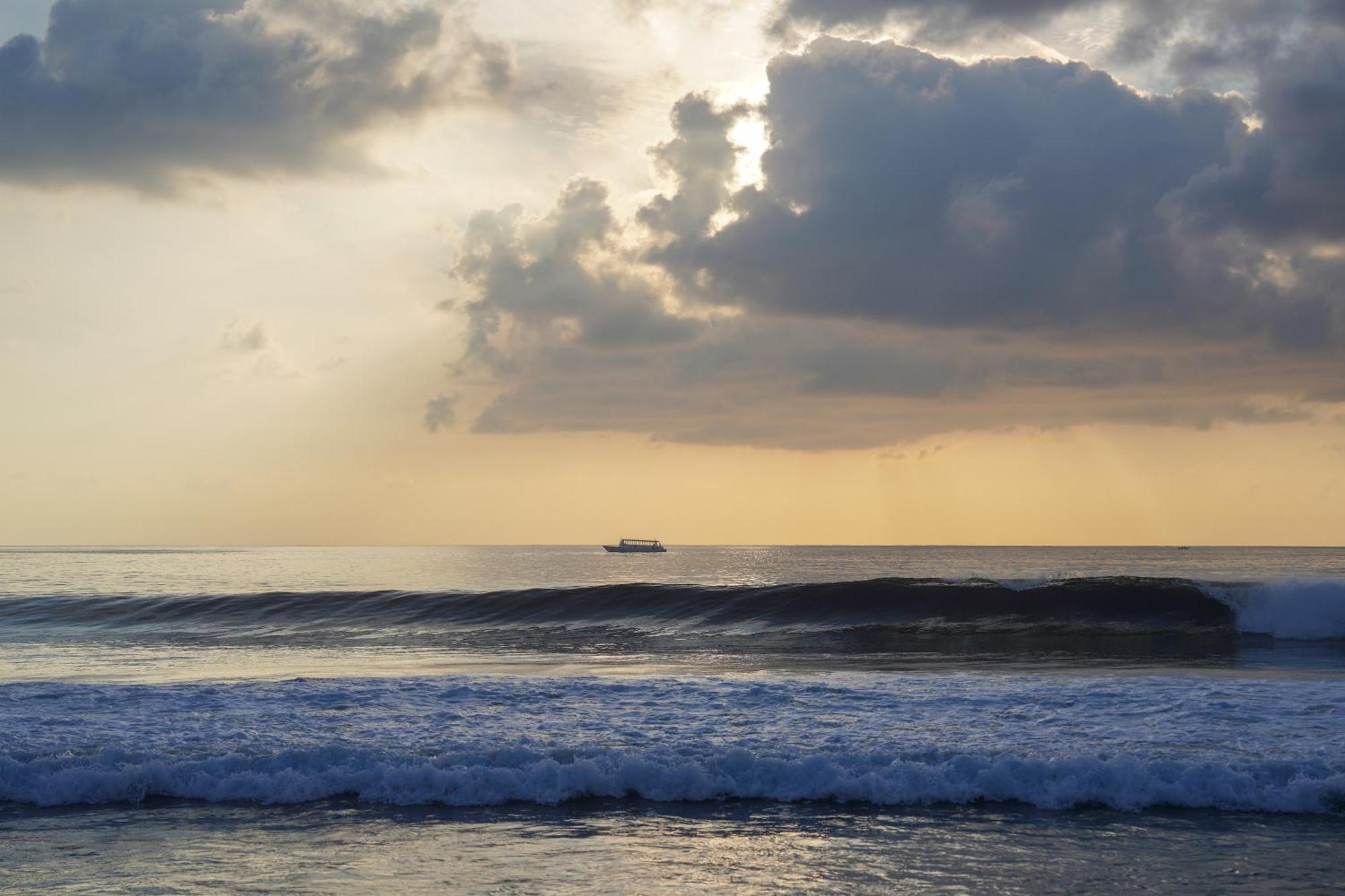 Sun & Surf Thulusdhoo Exterior foto